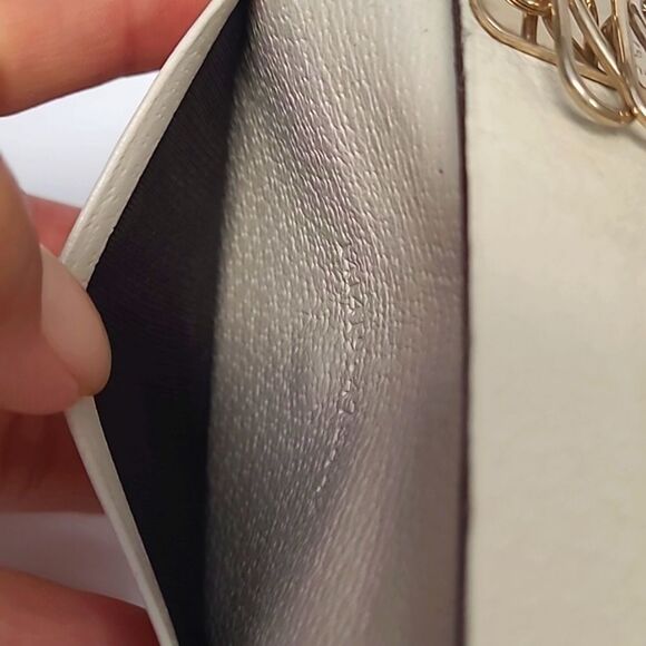 Authentic Gucci Keychain Holder - Picture 8 of 11